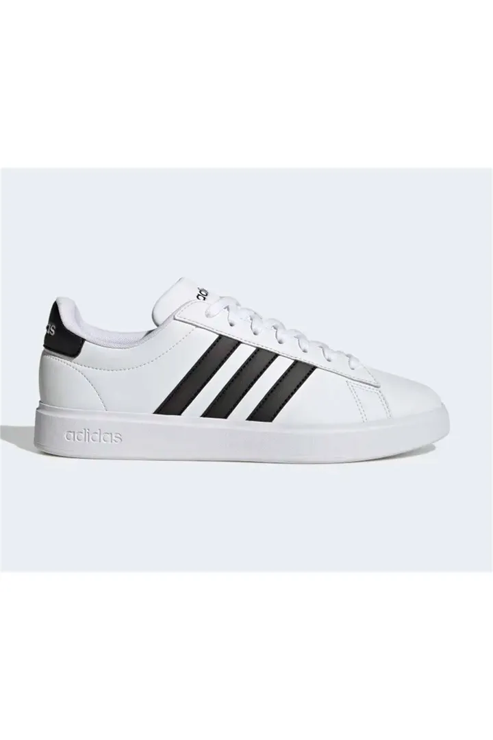 <span class="text-styled__StyledSpan-sc-d280c10c-1 dvOaRP">adidas< span>کفش راحتی مردانه Hoops 3.0 HP7946 مشکی