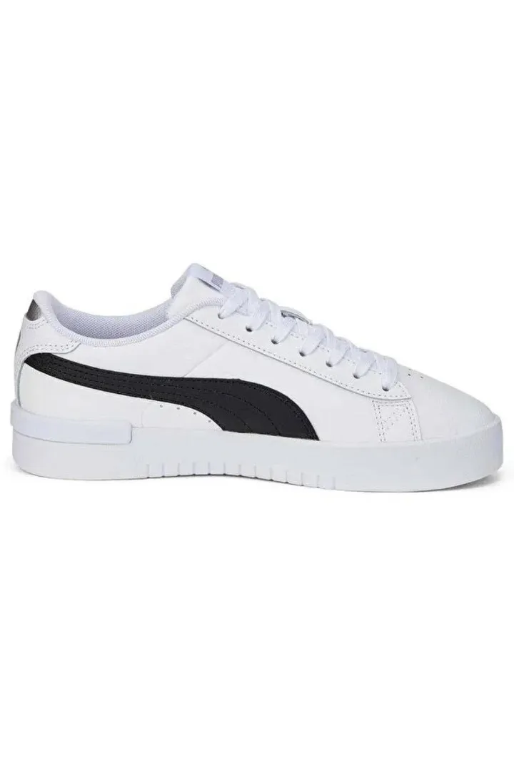 <span class="text-styled__StyledSpan-sc-d280c10c-1 dvOaRP">Puma< span>کفش اسپرت زنانه Jada Renew - 386401-03