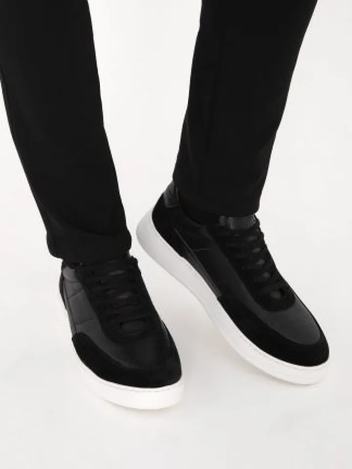 کفش کتانی و اسپرت مردانه مشکی پیرکاردین