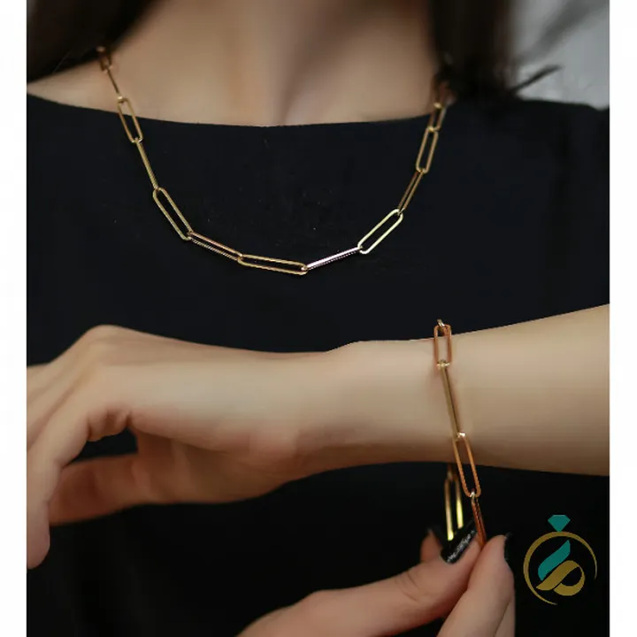 ست گردنبند و دستبند زنجیری