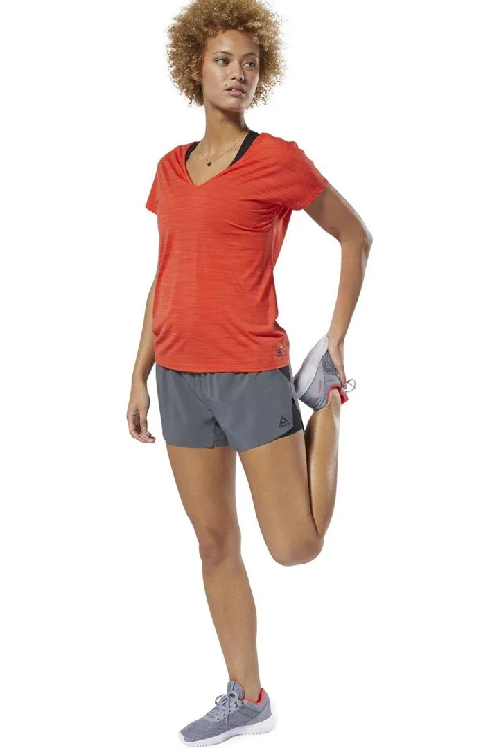 <span class="text-styled__StyledSpan-sc-d280c10c-1 dvOaRP">Reebok< span>تیشرت زنانه آستین کوتاه Os Ac Tee قرمز