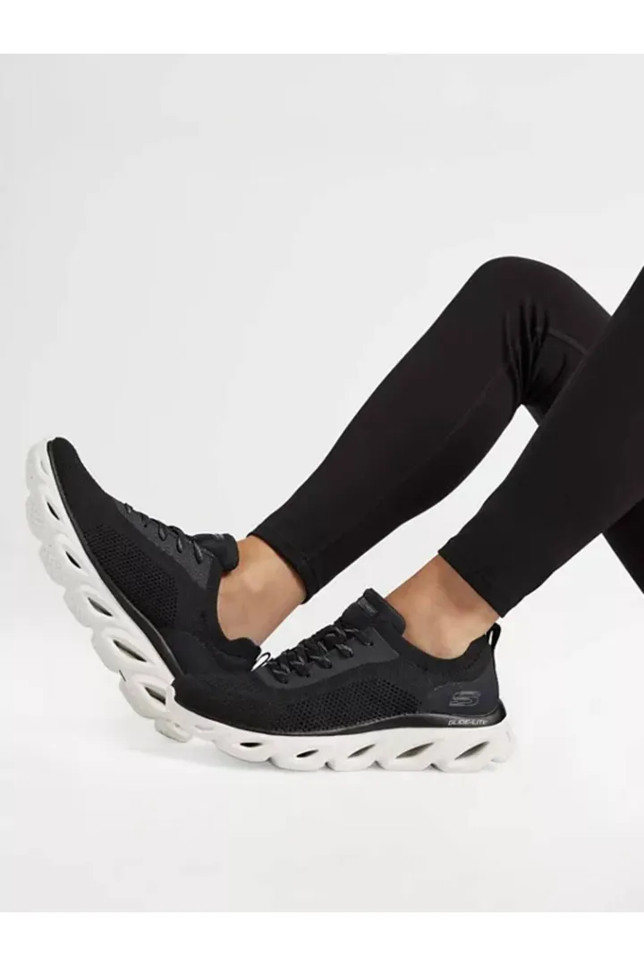 <span class="text-styled__StyledSpan-sc-d280c10c-1 dvOaRP">Skechers< span>GLIDE LITE - کفش ورزشی زنا�نه SLOW BREEZE 897909 897909-BLK