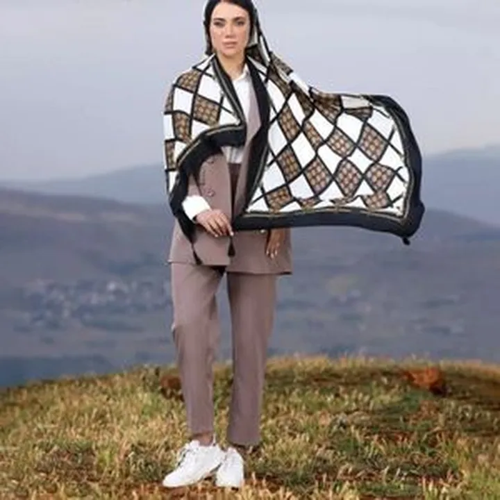 شال نخ اسپان طرحدار زنانه شیک 😍