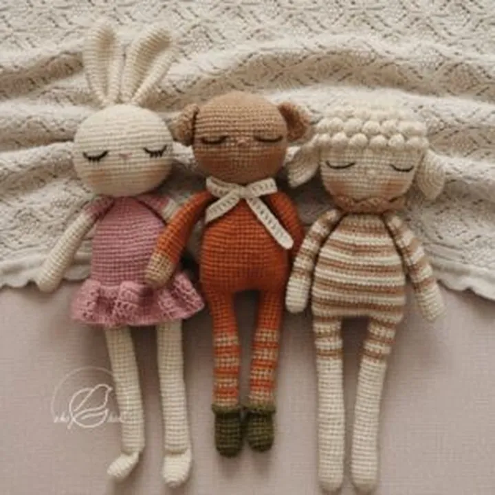 عروسک بافتنی