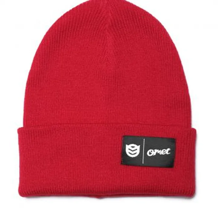 RED BEANIE HAT