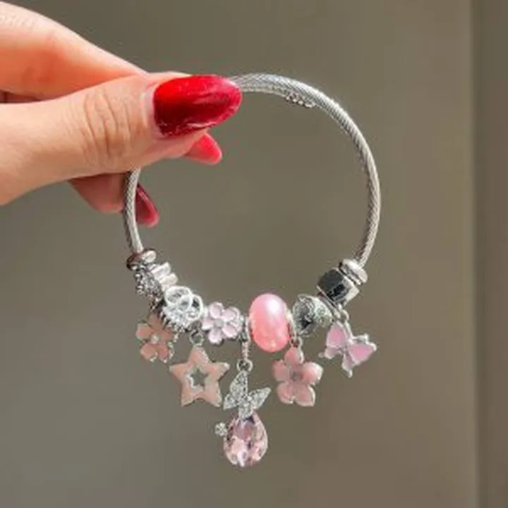 دستبند پاندورا صورتی طرح پروانه