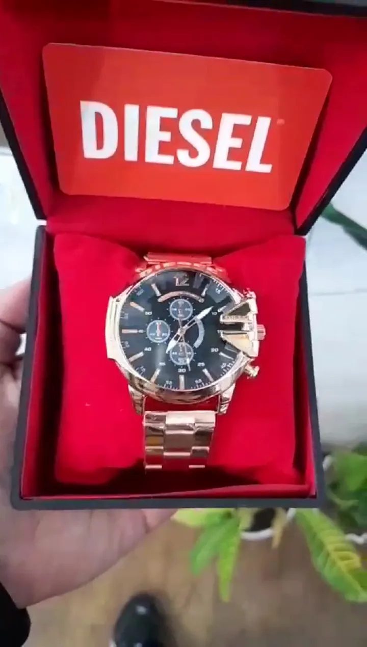 ساعت دیزل شاخدار مردانه DIESEL  با جعبه و ارسال رایگان 