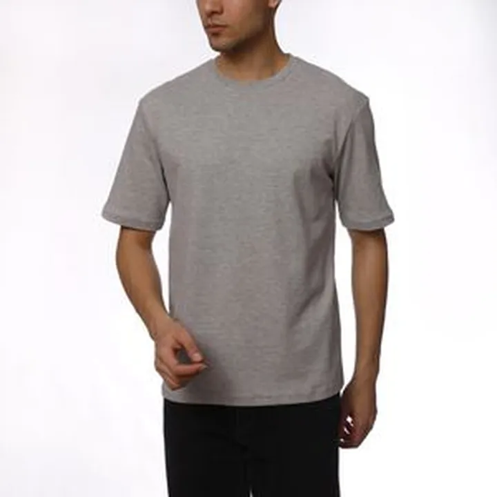 تی شرت آستین کوتاه مردانه ناربن مدل رادمهر رنگ طوسی