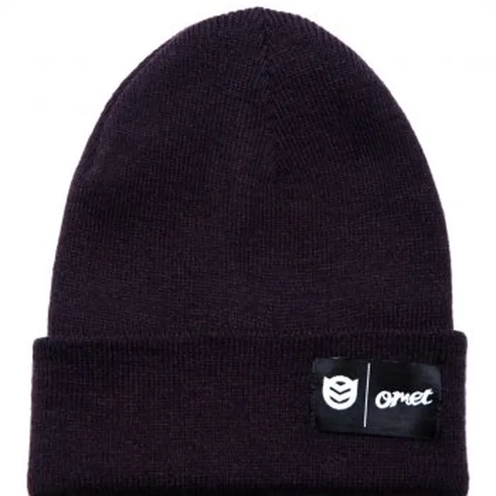 BLACK GRAPE BEANIE HAT