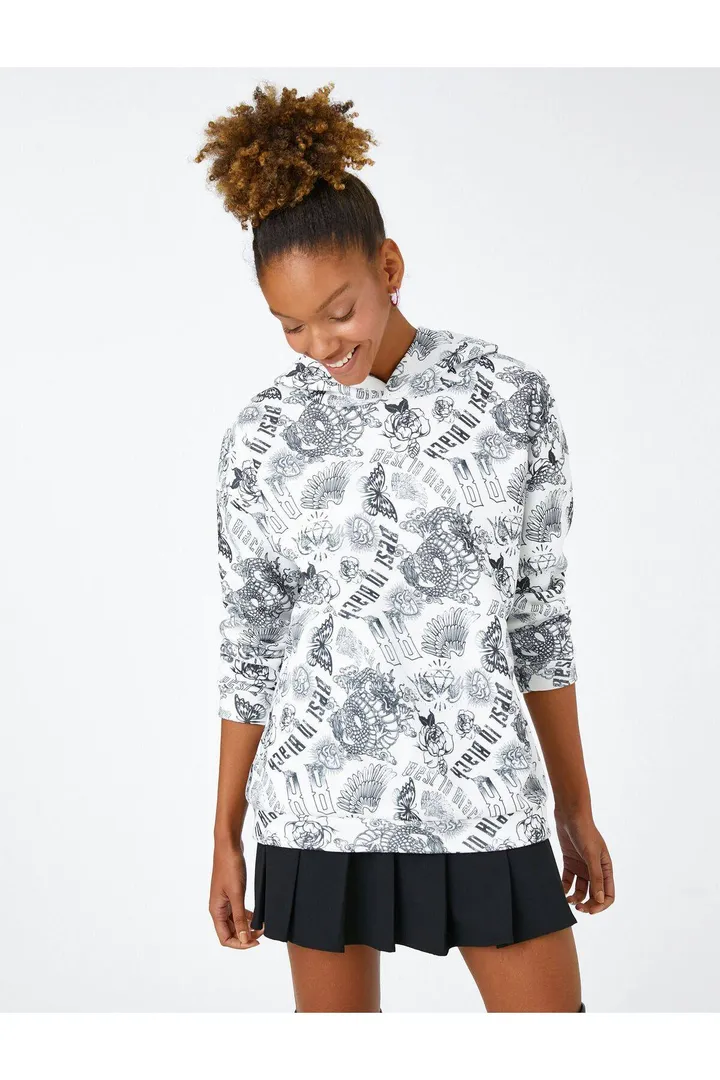 Kotonسویشرت کلاهدار گوتیک با چاپ پشم در داخل