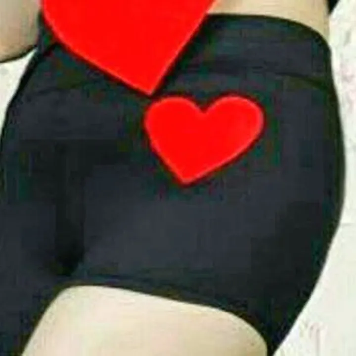 شورتک مشکی قلب مخمل