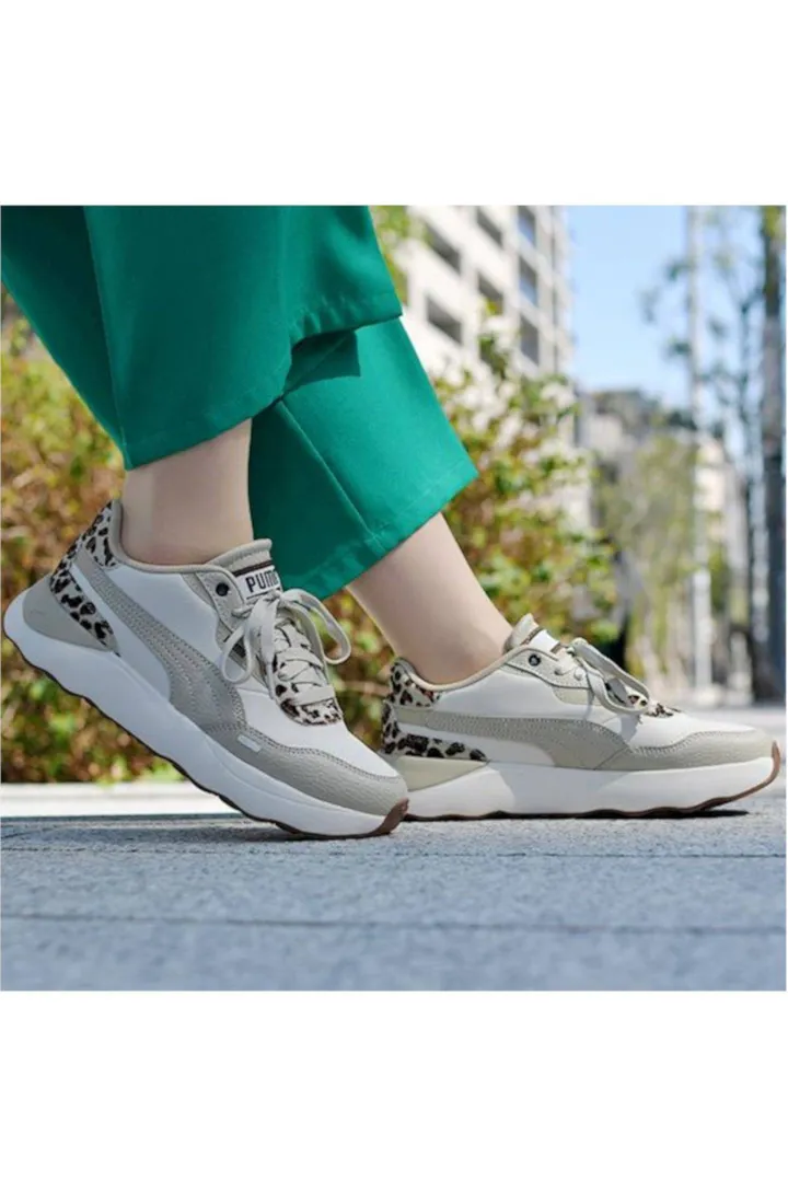 <span class="text-styled__StyledSpan-sc-d280c10c-1 dvOaRP">Puma< span>Runtamed Platform Drama 396437 01 کفش پیاده روی و دویدن زنانه بژ 36-40