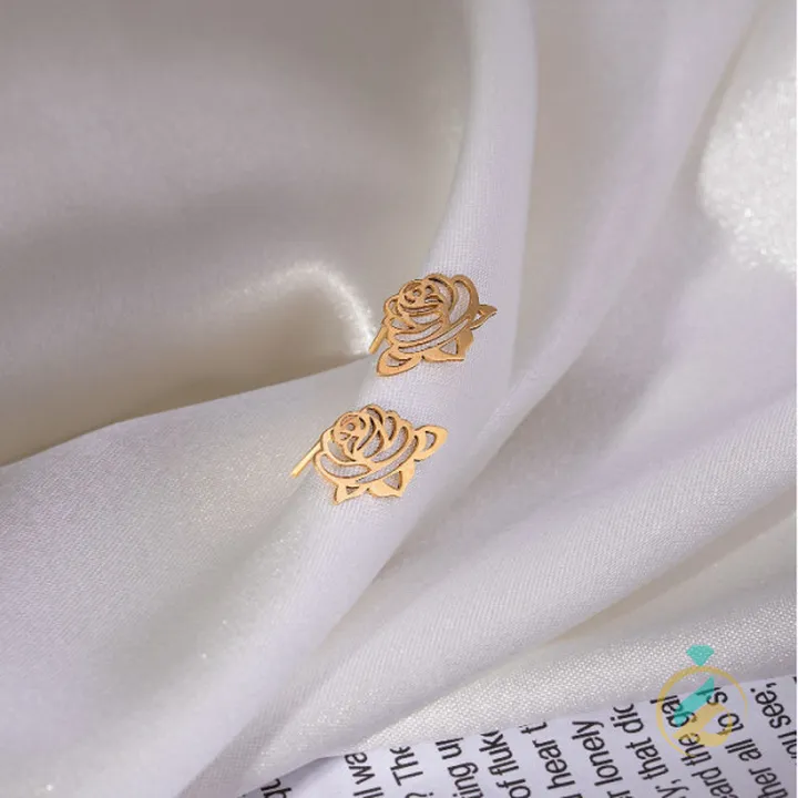 گوشواره طلای گل رز