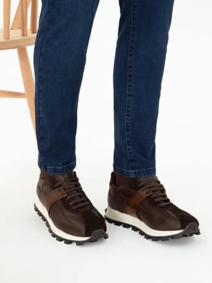 کفش روزمره مردانه قهوه ای پیرکاردین