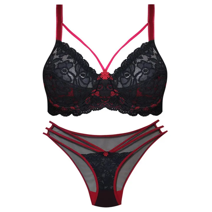 ست شورت و سوتین زنانه پانیذ مدل گیپور گلدار کد 900...