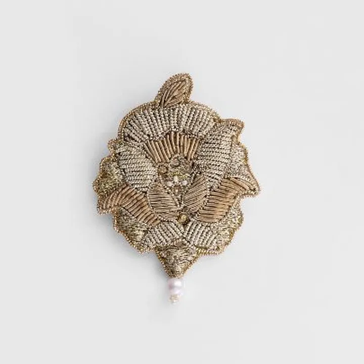 گل سینه ترنج شاه عباسی