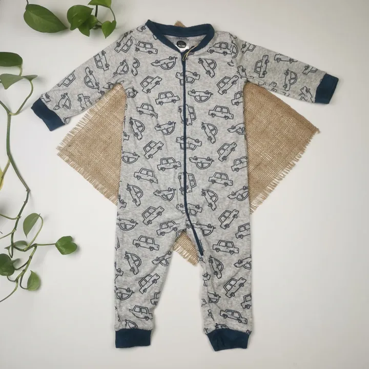 سرهمی نوزادی پسرانه آستین بلند برند lily & Dan طرح ماشین زیپی طوسی رنگ