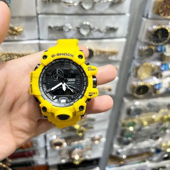 ساعت جی شاک کاسیو G-shock  دو زمانه آنالوگ و دیجیتال کرنومتر آلارم چراغ و...رنگ زرد پرفروش با جعبه و ارسال رایگان 