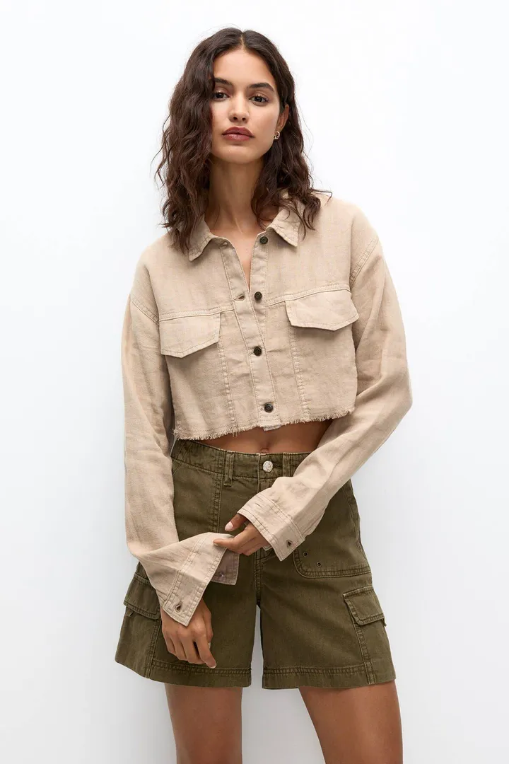 <span class="text-styled__StyledSpan-sc-d280c10c-1 dvOaRP">Pull & Bear< span>کت نازک کوتاه کتانی