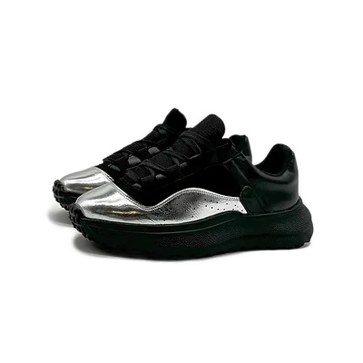 کفش اسپرت زنانه مدل Stradivarius Sneakers - SKB0112