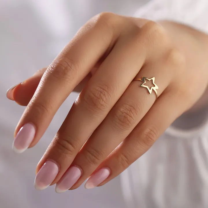 انگشتر طلا 18 عیار زنانه مایا ماهک مدل ستاره کد MR...