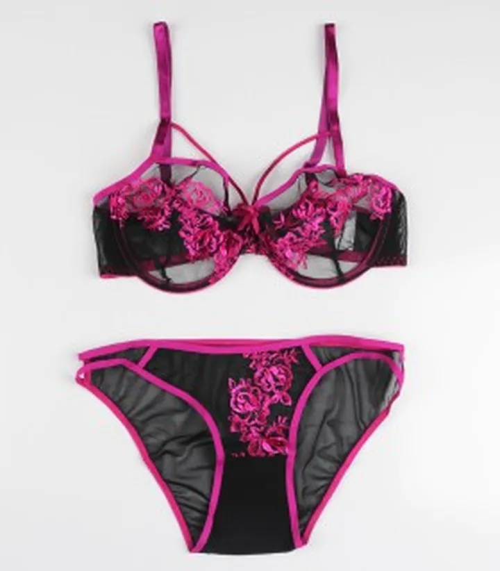 ست سوتین و شورت فنر دار کد 122116