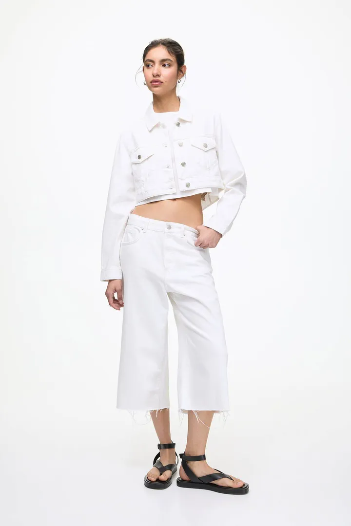 <span class="text-styled__StyledSpan-sc-d280c10c-1 dvOaRP">Pull & Bear< span>کت جین برش