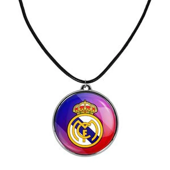 گردنبند خندالو مدل باشگاه رئال مادرید Real Madrid کد 2637326378