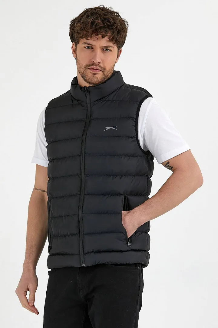 <span class="text-styled__StyledSpan-sc-d280c10c-1 dvOaRP">Slazenger< span>جلیقه مردانه سفید مشکی