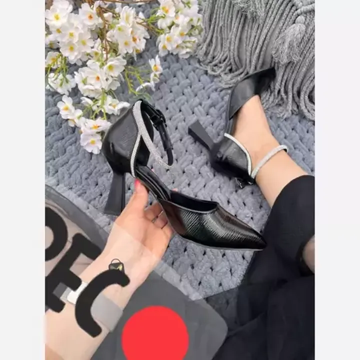 کفش مجلسی زنانه کفش ورنی مجلسی کفش مجلسی نگینی کفش پاشنه دار زنانه کفش پاشنه بلند زنانه