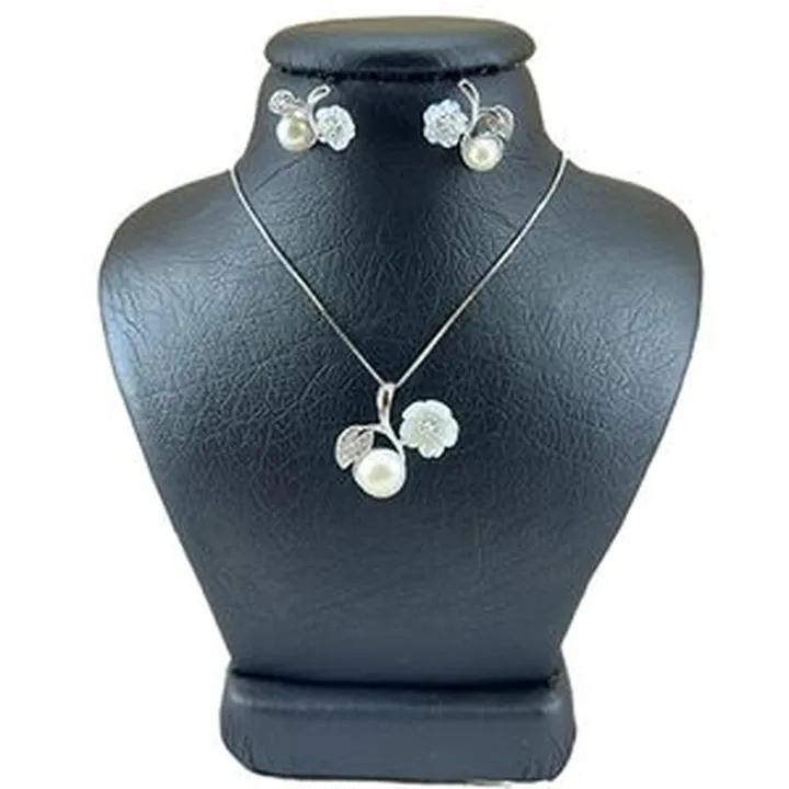 نیم ست نقره زنانه مدل مروارید و صدف طبیعی کد 68647