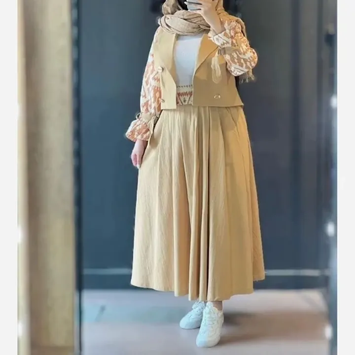 کت ودامن سلنا جنس کرسپو درجه یک و خرجکار لینن