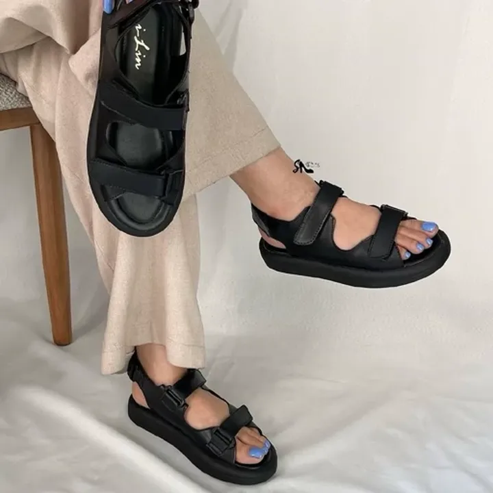 صندل زنانه تابستونی کفش تابستانی زنانه صندل چسبی