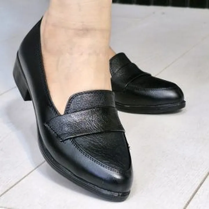 کفش نوار پهن مشکی ۳۳۰۰۰۴۳۹