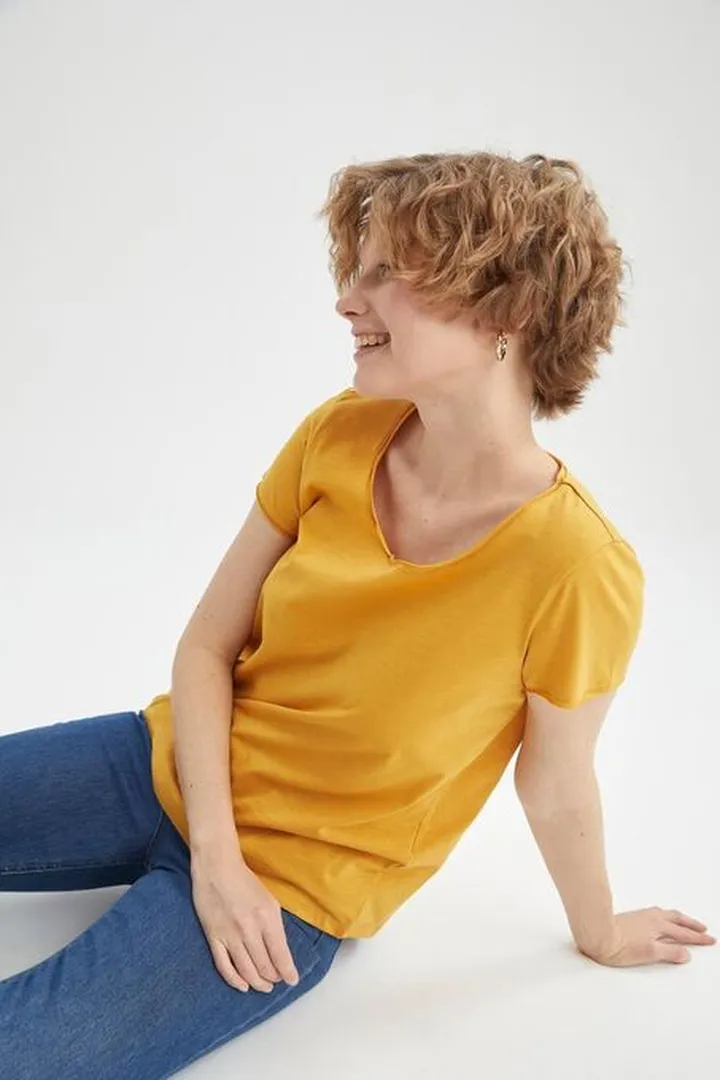 تی شرت آستین کوتاه زنانه دیفکتو