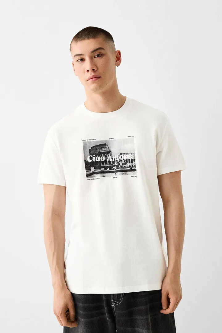 <span class="text-styled__StyledSpan-sc-d280c10c-1 dvOaRP">Bershka< span>تیشرت آستین کوتاه برش مربعی