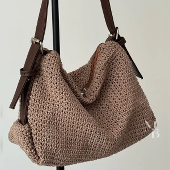 کیف دوشی زنانه مدل آرا