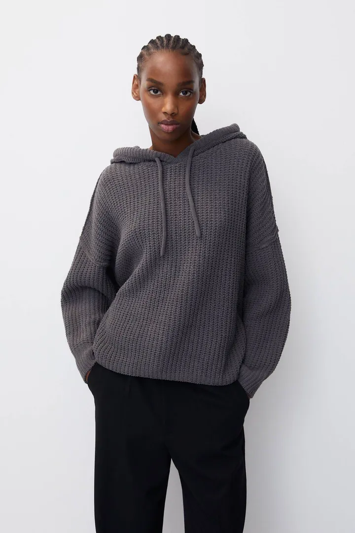 <span class="text-styled__StyledSpan-sc-d280c10c-1 dvOaRP">Pull & Bear< span>ژاکت کلاه دار چنیل