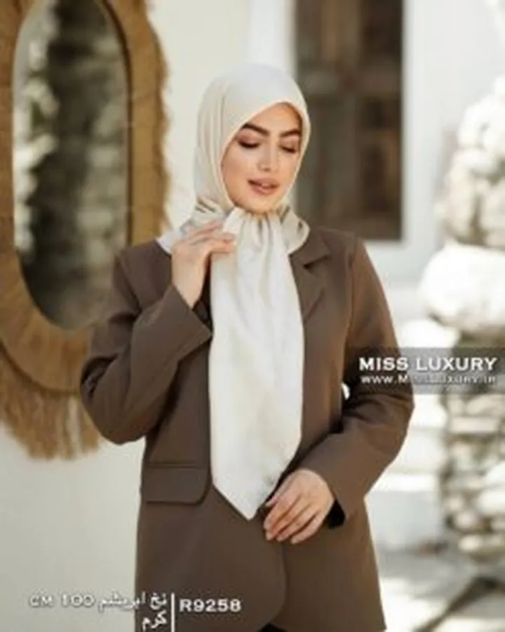 روسری نخ ابریشم کرم R9258