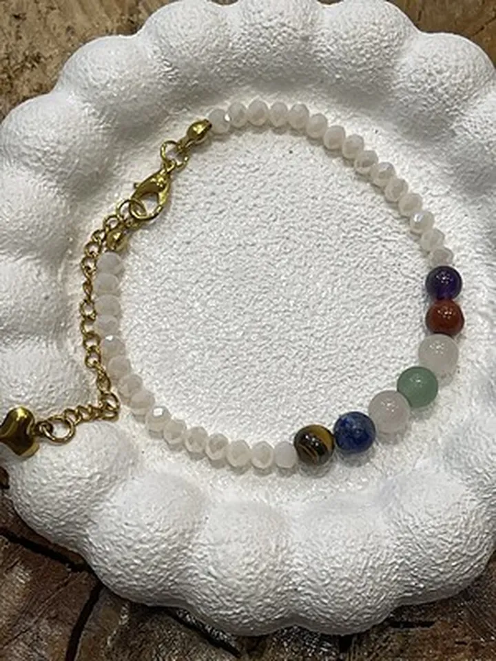 دستبند هفت چاکرا و مروارید