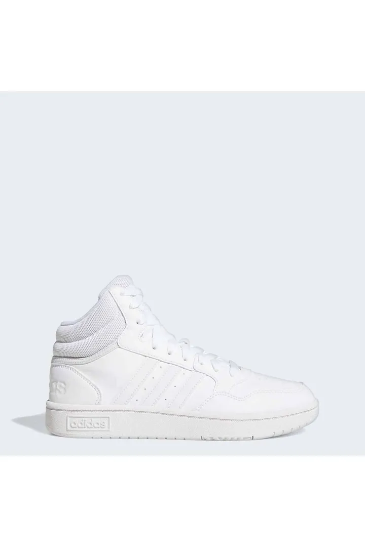 <span class="text-styled__StyledSpan-sc-d280c10c-1 dvOaRP">adidas< span>Hoops 3.0 Mid Classic Shoes