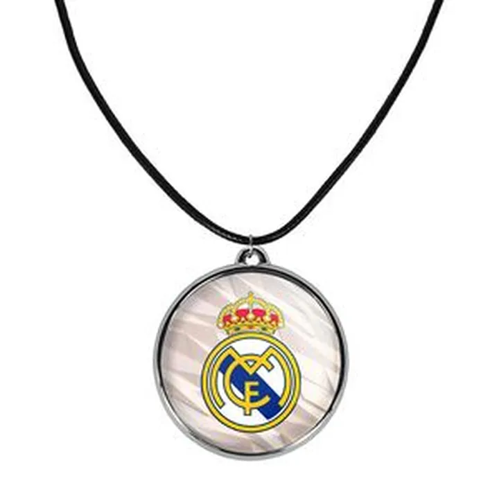 گردنبند خندالو مدل باشگاه رئال مادرید Real Madrid کد 2635526366