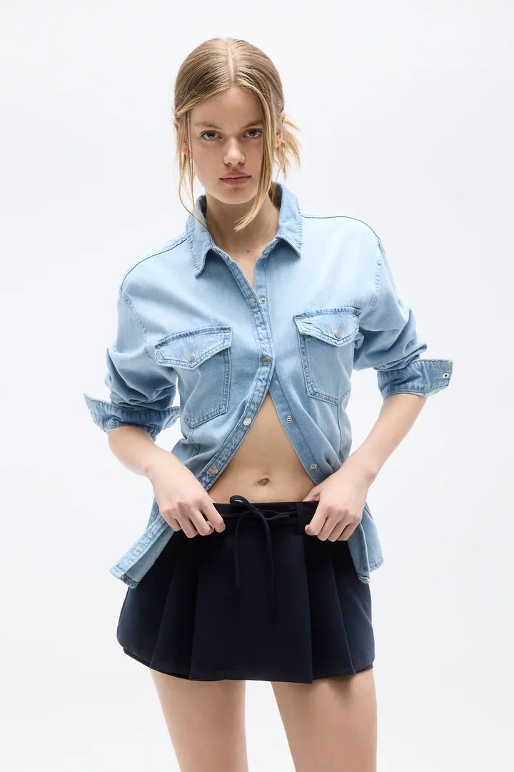 <span class="text-styled__StyledSpan-sc-d280c10c-1 dvOaRP">Pull & Bear< span>شلوار کلوت چین دار