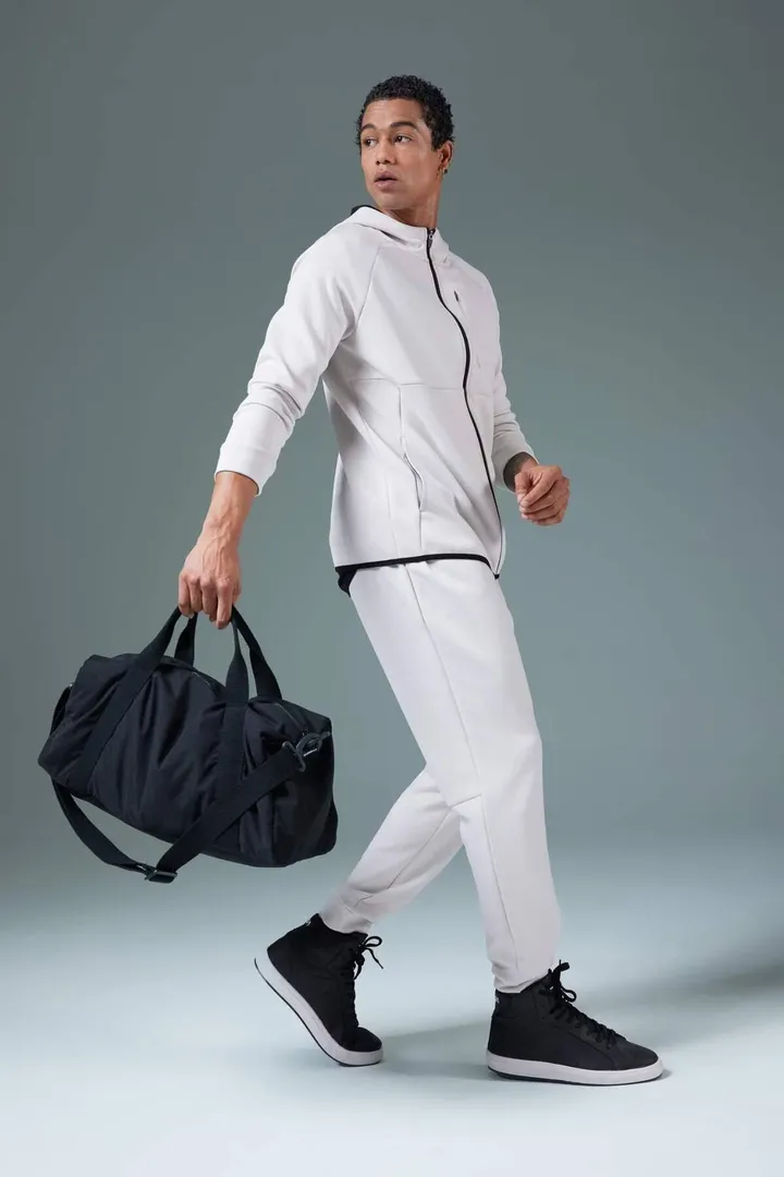 <span class="text-styled__StyledSpan-sc-d280c10c-1 dvOaRP">Defacto< span>Fit Slim Fit Skuba Diving Fabric Jogger