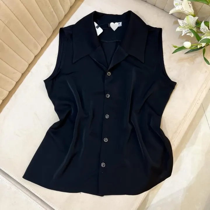 تاپ یقه دار نیلا  ۳۵۶۷