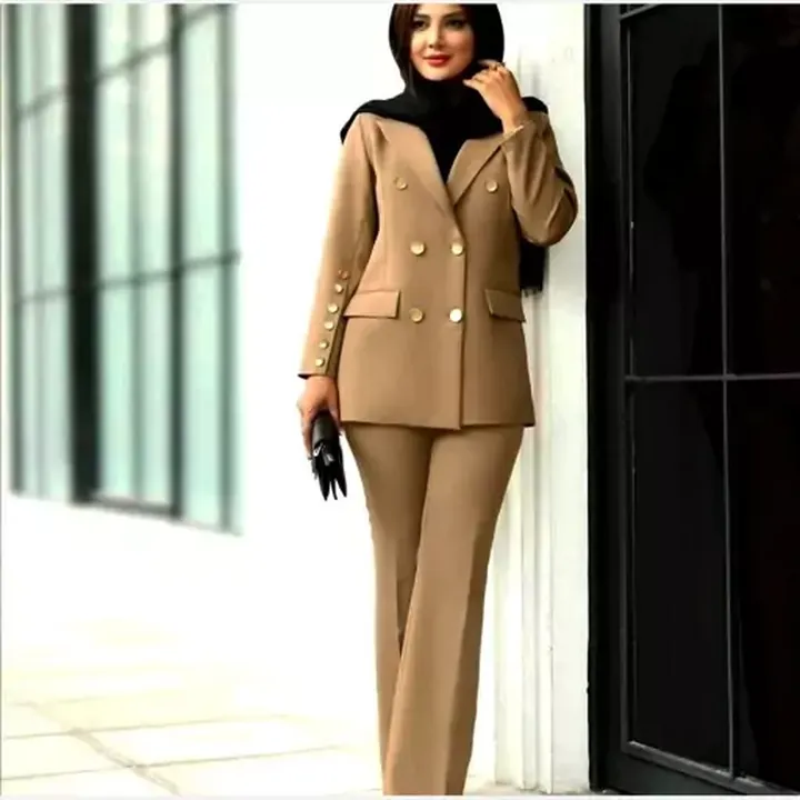 کت شلوار زنانه رنگ نسکافه ای شتری