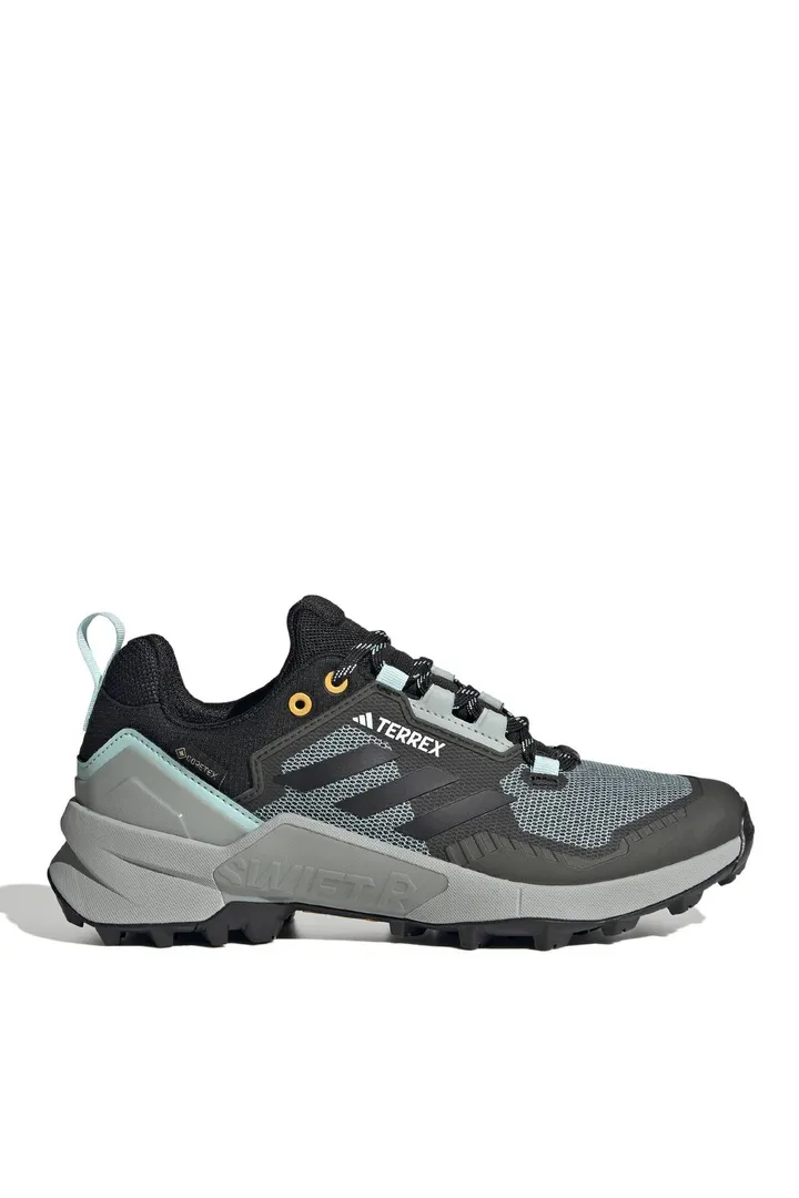 <span class="text-styled__StyledSpan-sc-d280c10c-1 dvOaRP">adidas< span>کفش فضای باز، 37.5، بژ