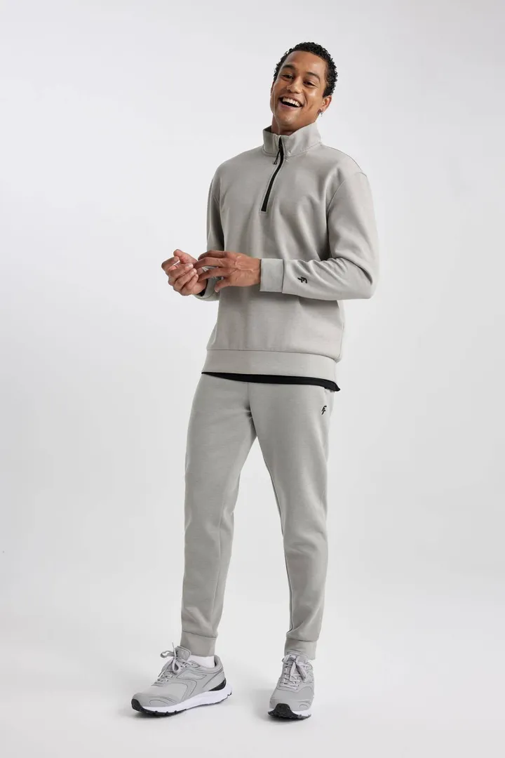 <span class="text-styled__StyledSpan-sc-d280c10c-1 dvOaRP">Defacto< span>DeFactoFit Slim Fit Sports Jogger