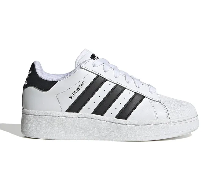 <span class="text-styled__StyledSpan-sc-d280c10c-1 dvOaRP">Adidas< span>کفش های روزانه Superstar Xlg W