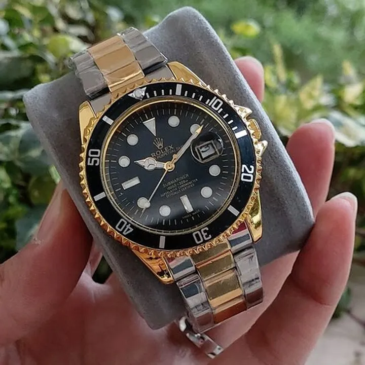 ساعت مچی مردانه  رولکس ساب مارین rolex Submariner اسپرت  با جعبه کارت گارانتی و ارسال رایگان باتری یدکی همراه ساعت ارسال